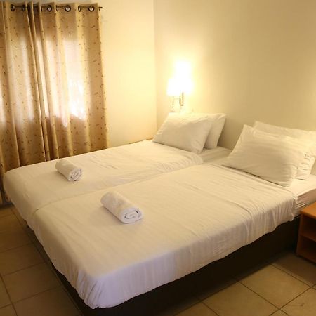 Eilot Kibbutz Country Lodging Eilat Chambre photo