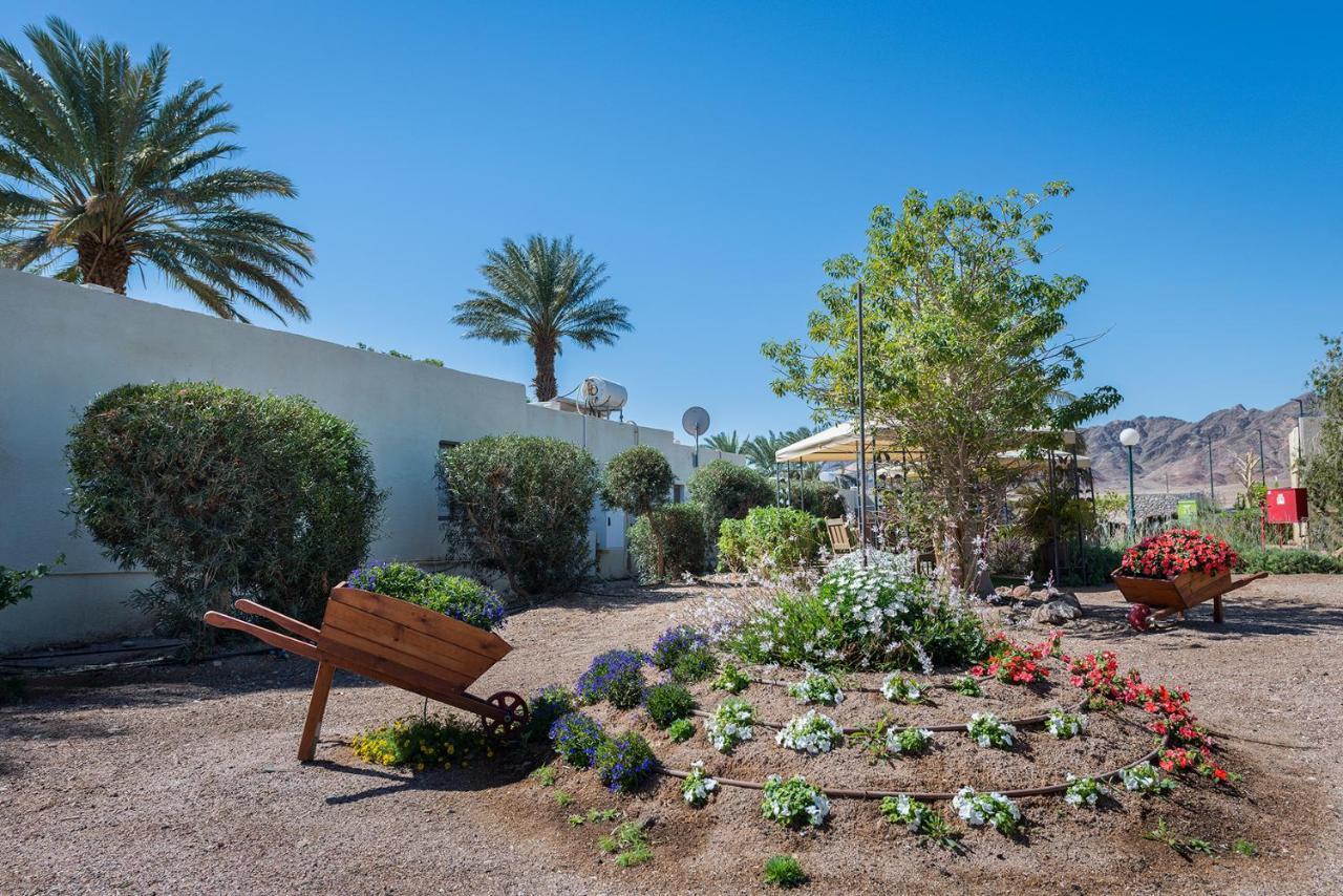 Eilot Kibbutz Country Lodging Eilat Extérieur photo