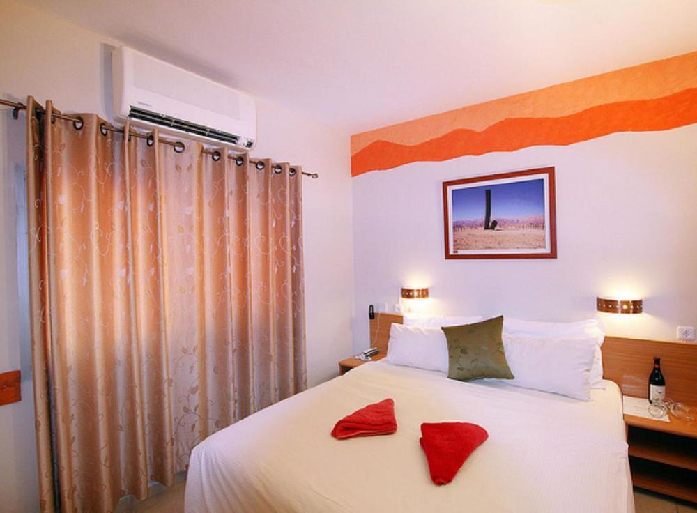 Eilot Kibbutz Country Lodging Eilat Extérieur photo